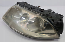 Laden Sie das Bild in den Galerie-Viewer, Frontscheinwerfer VW Passat 15456300L Xenon Links Scheinwerfer Headlight