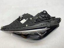 Laden Sie das Bild in den Galerie-Viewer, Frontscheinwerfer Mercedes-Benz W206 A2069066104 LED Links Headlight SCH3091157428vu