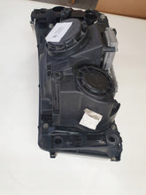 Laden Sie das Bild in den Galerie-Viewer, Frontscheinwerfer Land Rover Range Sport L320 1EL238022-58 Xenon Rechts SCH3569055411xc