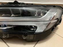 Laden Sie das Bild in den Galerie-Viewer, Frontscheinwerfer Volvo S90 II V90 31655728 Full LED Links Headlight SCH4236809989fq