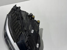 Laden Sie das Bild in den Galerie-Viewer, Frontscheinwerfer Audi Q3 83A941035 Rechts Scheinwerfer Headlight SCH5968688707zb