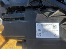 Laden Sie das Bild in den Galerie-Viewer, Frontscheinwerfer Mercedes-Benz Cla A1189068501 Links Scheinwerfer Headlight SCH1375437090tl