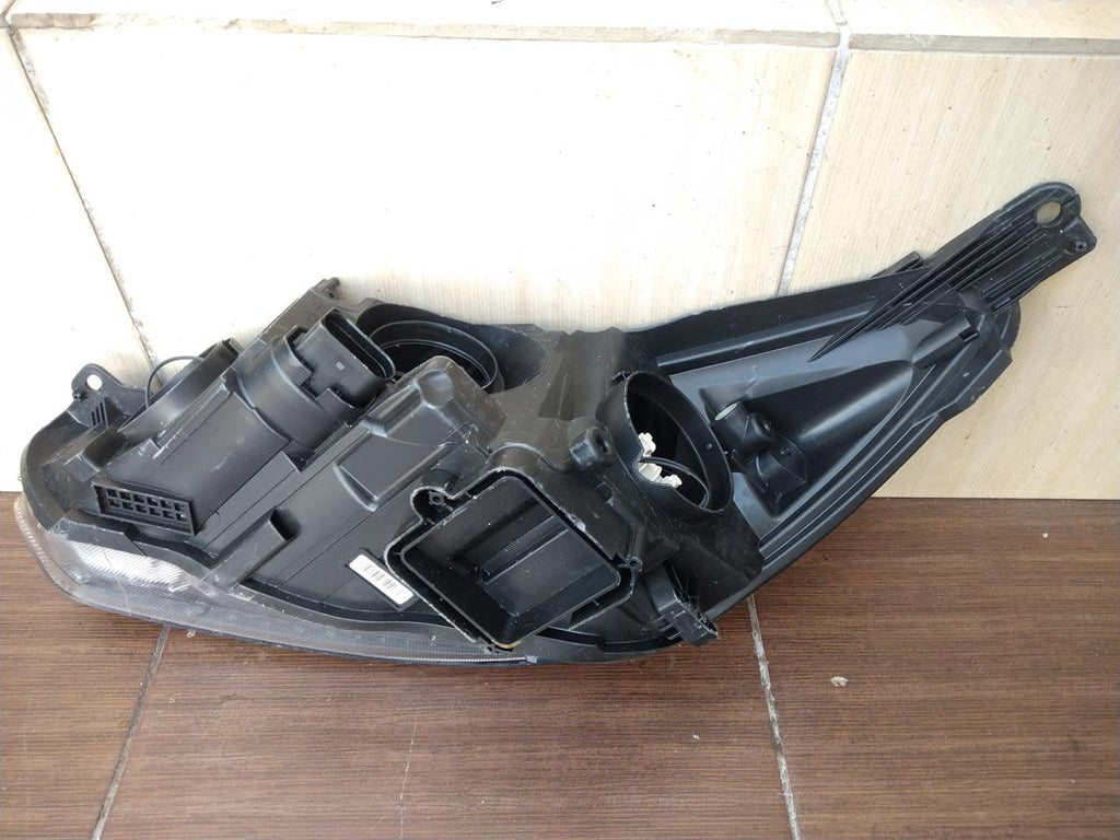 Frontscheinwerfer Ford Focus III Rechts Scheinwerfer Headlight SCH5629174310ga