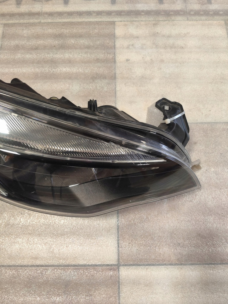 Frontscheinwerfer Opel Astra J 13371596 Rechts Scheinwerfer Headlight SCH3011807505eg
