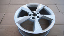 Load image into Gallery viewer, 1x Alufelge 19 Zoll 7.0" 5x112 82A601025N Audi Q3 Rim Wheel FEL1214104933dv
