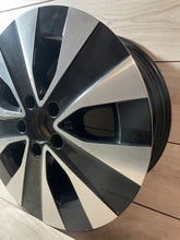 Load image into Gallery viewer, 1x Alufelge 17 Zoll 7.0" 5x112 A4474015200 Mercedes-Benz Vito W447 Eqv Rim Wheel FEL8001935695ke