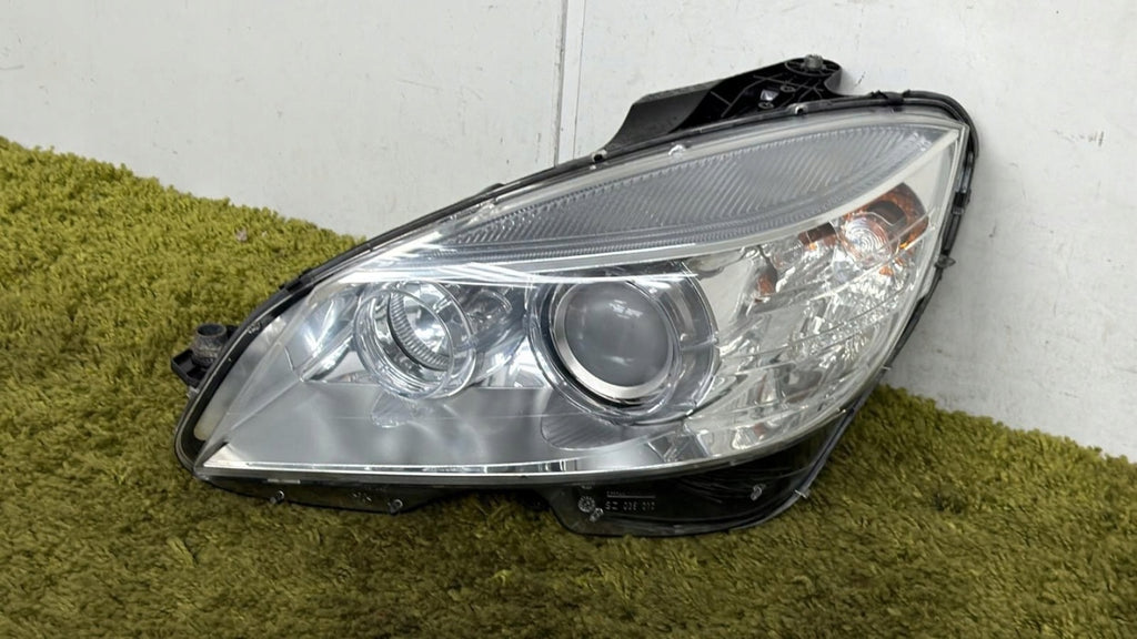 Frontscheinwerfer Mercedes-Benz W204 A2048200159 Xenon Links Headlight SCH7504320318nz