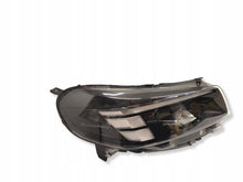 Laden Sie das Bild in den Galerie-Viewer, Frontscheinwerfer Opel Zafira Vivaro C 98472098805 Rechts Scheinwerfer Headlight SCH8116144634cf