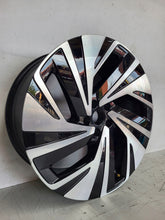 Laden Sie das Bild in den Galerie-Viewer, 1x Alufelge 21 Zoll 8.5" 5x112 45ET Glanz Schwarz 11A601025B VW Rim Wheel FEL9476389196gv