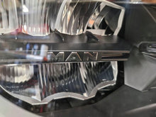 Laden Sie das Bild in den Galerie-Viewer, Frontscheinwerfer Man 8125101-6822 LED Rechts Scheinwerfer Headlight SCH1427620498sy