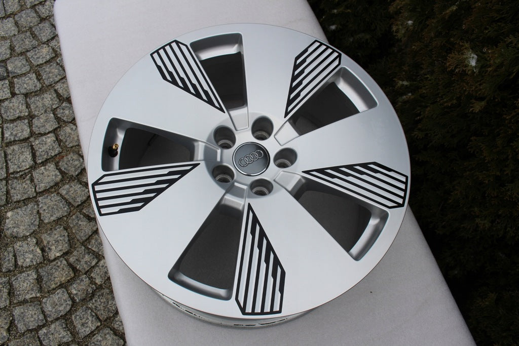 1x Alufelge 19 Zoll 8.5" 5x112 4KE601025Q Audi E-Tron Rim Wheel FEL3844395165ic