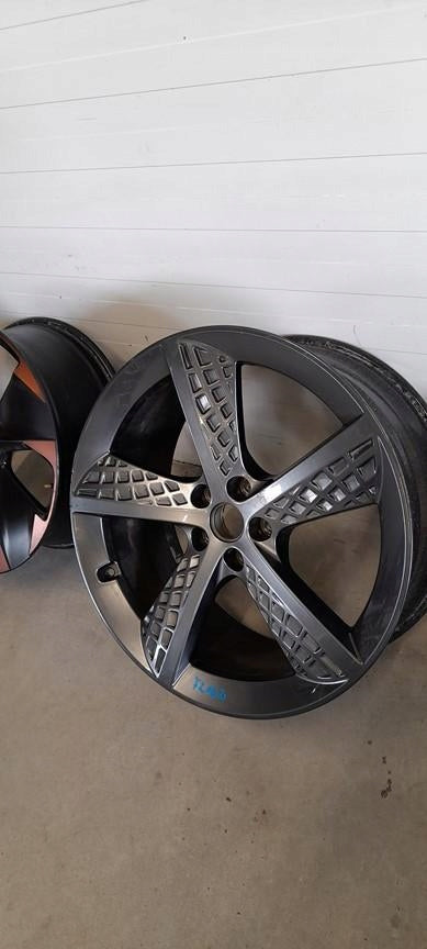 1x Alufelge 21 Zoll 9.0" 5x114.3 Genesis Rim Wheel FEL2547083516kr