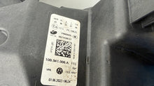 Laden Sie das Bild in den Galerie-Viewer, Frontscheinwerfer VW Id.3 10B941006A Rechts Scheinwerfer Headlight SCH7419556721qc