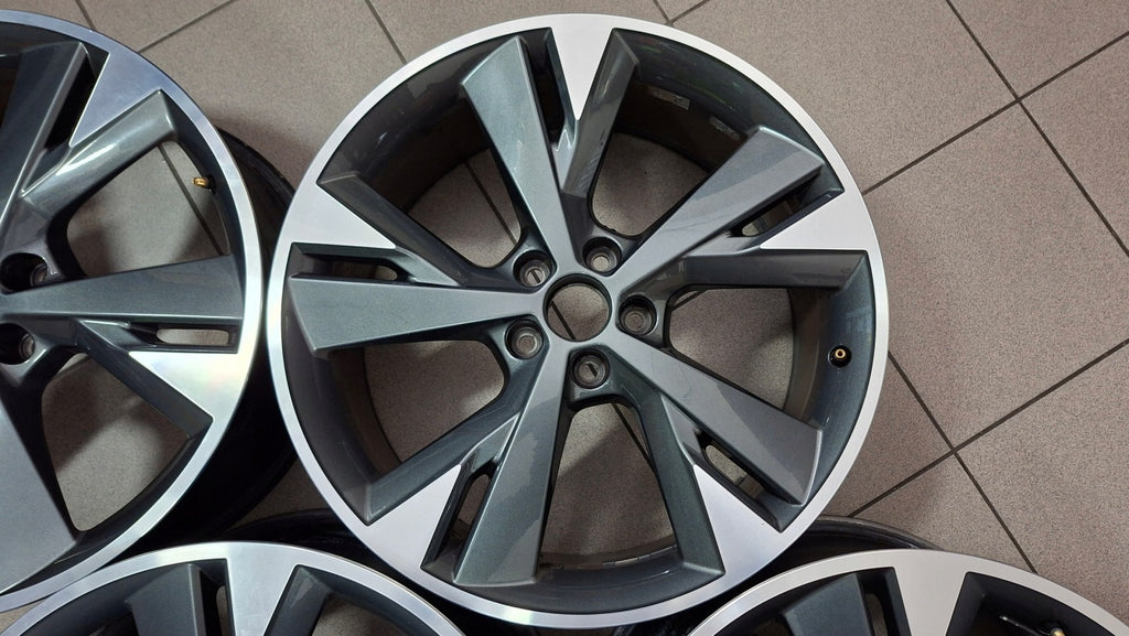 4x Alufelge 20 Zoll 8.0" 5x112 45ET Glanz Graphit 89A601025E Audi E-Tron Mg FEL2144492833by