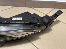 Load image into Gallery viewer, Frontscheinwerfer Hyundai Bayon 92207-Q0600 LED Links Scheinwerfer Headlight