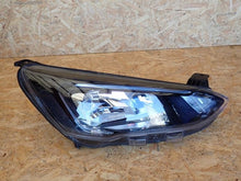 Laden Sie das Bild in den Galerie-Viewer, Frontscheinwerfer Ford Focus MX7B-13E014-CC Rechts Scheinwerfer Headlight