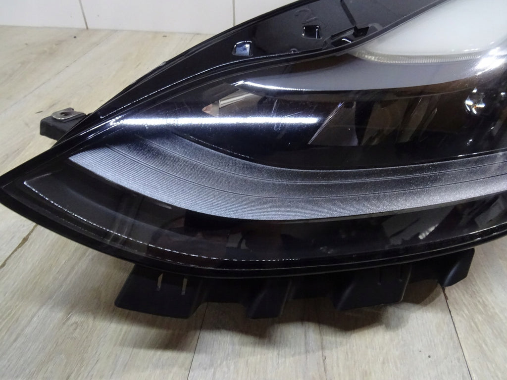Frontscheinwerfer Tesla Model 3 1514952-00-D Full LED Rechts oder Links