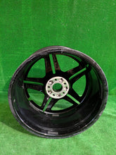 Load image into Gallery viewer, 1x Alufelge 19 Zoll 8.0" 5x112 33ET Glanz Grau A2574011500 Mercedes-Benz Cls Amg FEL1503246409jn
