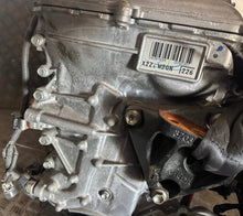 Load image into Gallery viewer, Motor Toyota Prius Plus 2ZRW20N 81TKm 2013 Hybrid Engine Komplett