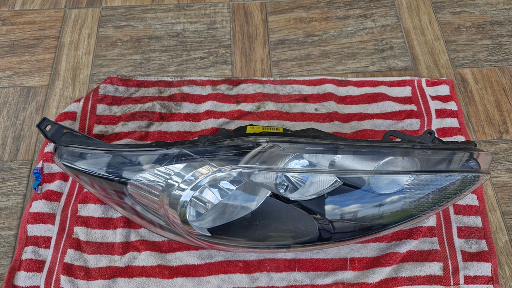 Frontscheinwerfer Ford Fiesta 8A61-13W029-AH Rechts Scheinwerfer Headlight SCH4960290186oh