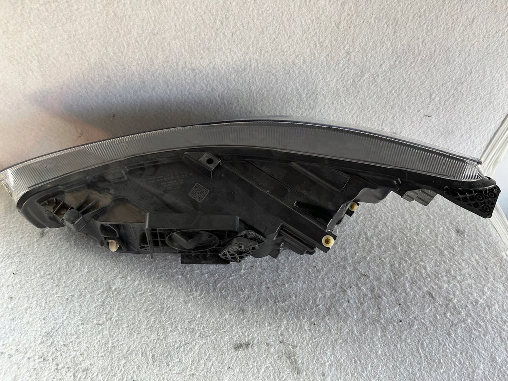 Frontscheinwerfer Ford Focus NX7B-13E014-CD Rechts Scheinwerfer Headlight