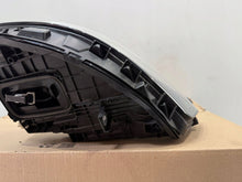 Laden Sie das Bild in den Galerie-Viewer, Frontscheinwerfer Mercedes-Benz W177 A1779062206 Rechts Scheinwerfer Headlight SCH7690239462ec
