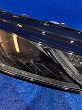 Laden Sie das Bild in den Galerie-Viewer, Frontscheinwerfer Skoda Octavia I 5E4941016A Rechts Scheinwerfer Headlight SCH6927074853uh