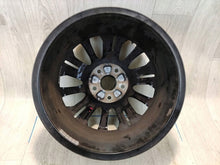 Laden Sie das Bild in den Galerie-Viewer, 1x Alufelge 17 Zoll 7.0" 5x120 7LA601025E VW Multivan Transporter Caravelle FEL6431123422cz
