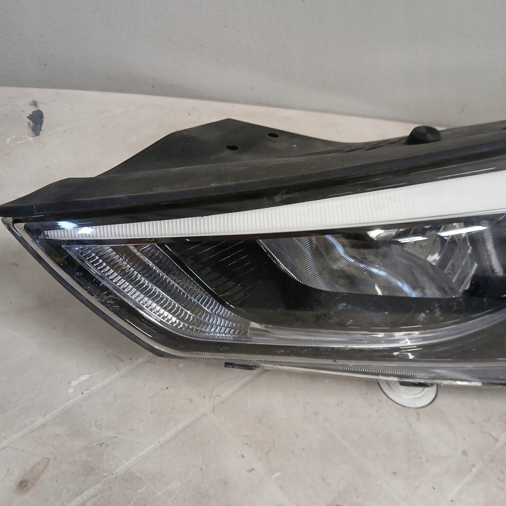 Frontscheinwerfer Hyundai Tucson Links Scheinwerfer Headlight SCH6470022891ae