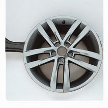 Load image into Gallery viewer, 1x Alufelge 17 Zoll 7.0&quot; 5x100 46ET 6C0601025J VW Polo Rim Wheel