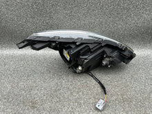 Load image into Gallery viewer, Frontscheinwerfer Mitsubishi 8301C959 Links Scheinwerfer Headlight SCH9085959492kf