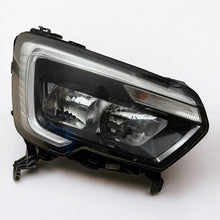 Laden Sie das Bild in den Galerie-Viewer, Frontscheinwerfer Renault Master 260105567R LED Rechts Scheinwerfer Headlight