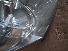 Laden Sie das Bild in den Galerie-Viewer, Frontscheinwerfer Toyota Corolla Verso Rechts Scheinwerfer Headlight SCH3993683658le