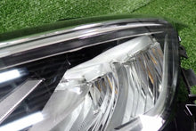 Laden Sie das Bild in den Galerie-Viewer, Frontscheinwerfer VW Golf VIII Links Scheinwerfer Headlight SCH3625439216ou