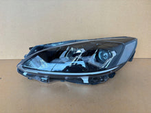 Laden Sie das Bild in den Galerie-Viewer, Frontscheinwerfer Ford Kuga LV4B-13W030-AG Links Scheinwerfer Headlight SCH7459212610wf
