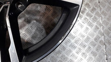 Laden Sie das Bild in den Galerie-Viewer, 1x Alufelge 19 Zoll 10.5" 5x112 28ET 7857076 BMW 5 F90 Rim Wheel FEL5660940269jl