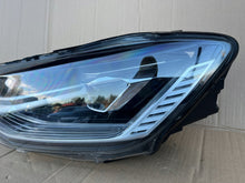 Laden Sie das Bild in den Galerie-Viewer, Frontscheinwerfer VW Caddy IV 2K8941035 Links Scheinwerfer Headlight SCH1209152351gk