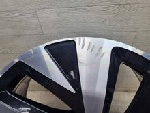 Laden Sie das Bild in den Galerie-Viewer, 1x Alufelge 20 Zoll 5x112 11A601025A VW Id.4 Rim Wheel FEL6985403207cq