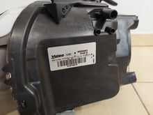 Load image into Gallery viewer, Frontscheinwerfer BMW 1 E88 E81 Coupe E82 E87 90032663 Xenon Rechts Headlight SCH5345608320si