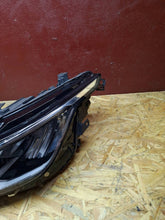 Laden Sie das Bild in den Galerie-Viewer, Frontscheinwerfer VW Golf VIII 5H1941005 Links Scheinwerfer Headlight SCH6397061335ru