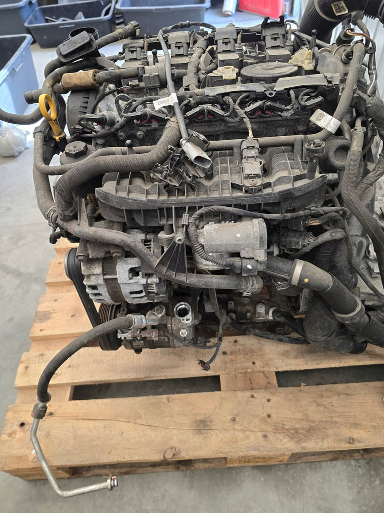 Motor VW Tiguan DGU 2.0 TSI 186PS 137kW 182TKm Benzin Engine Unkomplett