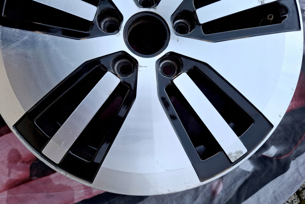 1x Alufelge 16 Zoll 6.5" 5x112 46ET Glanz Silber 5GE601025 VW I Rim Wheel FEL7841599640sk
