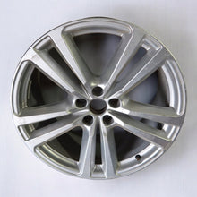 Laden Sie das Bild in den Galerie-Viewer, 1x Alufelge 20 Zoll 9.0&quot; 5x112 33ET Glanz Silber 4M0601025H Audi Q7 Rim Wheel