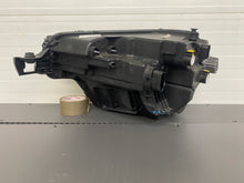Load image into Gallery viewer, Frontscheinwerfer Skoda Karoq 57B941010 LED Rechts Scheinwerfer Headlight SCH2110911742wa