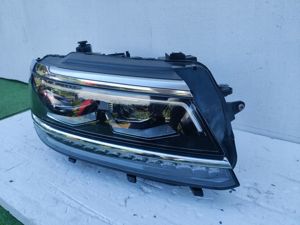 Frontscheinwerfer VW Tiguan 5NB941082A 030110123600 LED Rechts Headlight