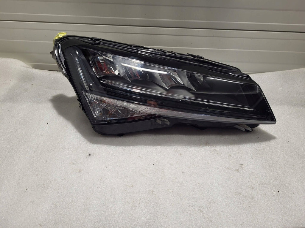 Frontscheinwerfer Skoda Superb III 3V1941016C Rechts Scheinwerfer Headlight SCH5882199725ca