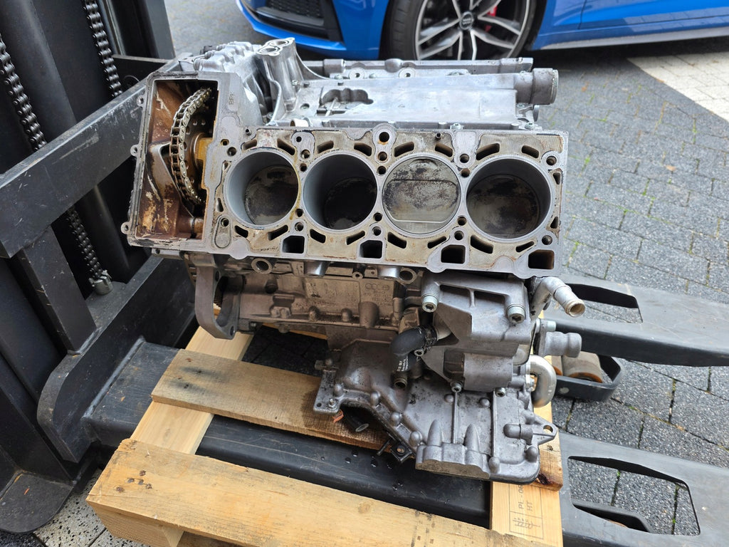 Motorblock Audi BBK 4.2 344PS 253kW 178TKm Benzin Unkomplett