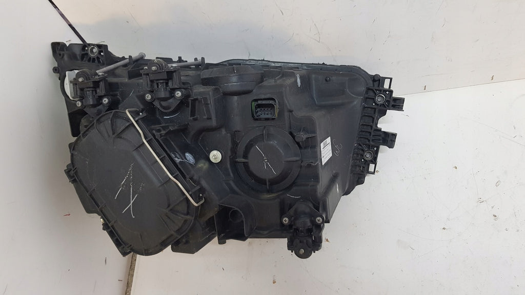 Frontscheinwerfer Mercedes-Benz A9608202239 Links Scheinwerfer Headlight