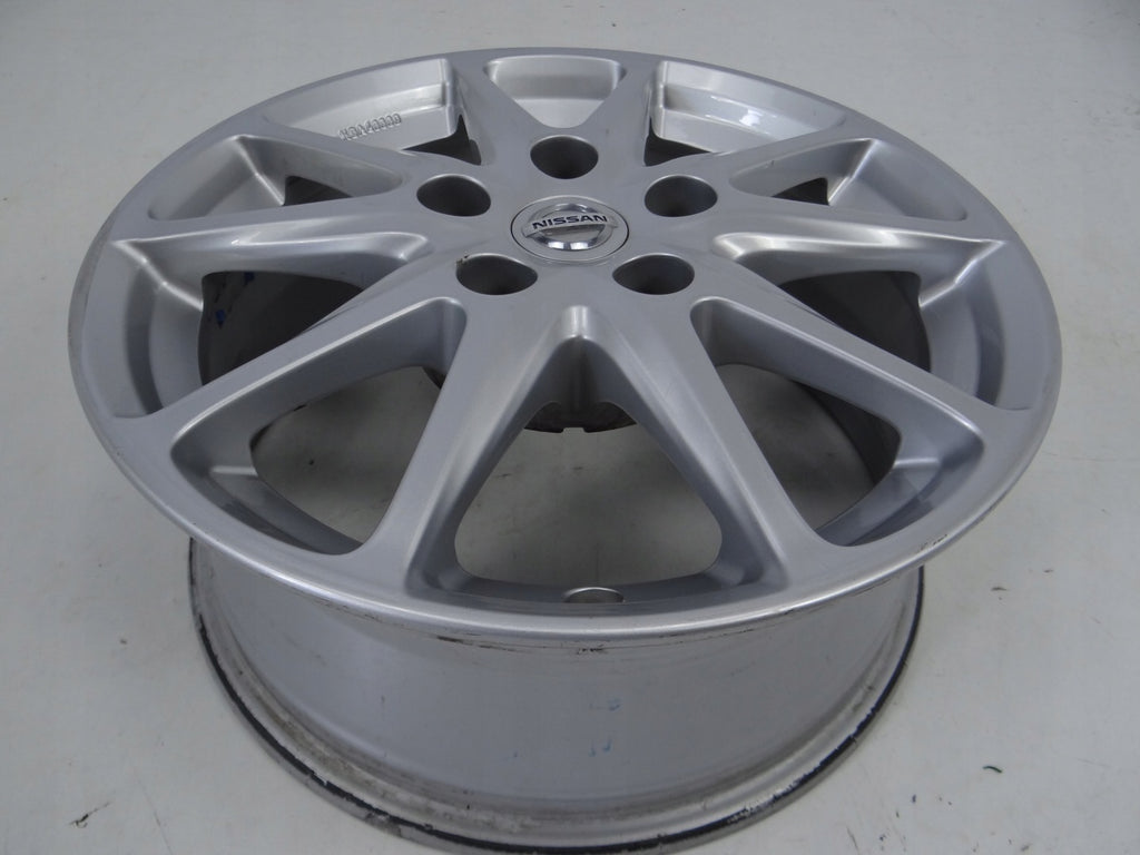 1x Alufelge 16 Zoll 6.5" 5x114.3 40ET Glanz Silber KE4093Z110 Nissan Pulsar