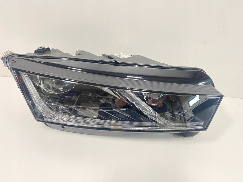 Frontscheinwerfer Skoda Octavia IV 5E4941016A LED Rechts Scheinwerfer Headlight SCH8876415379ji